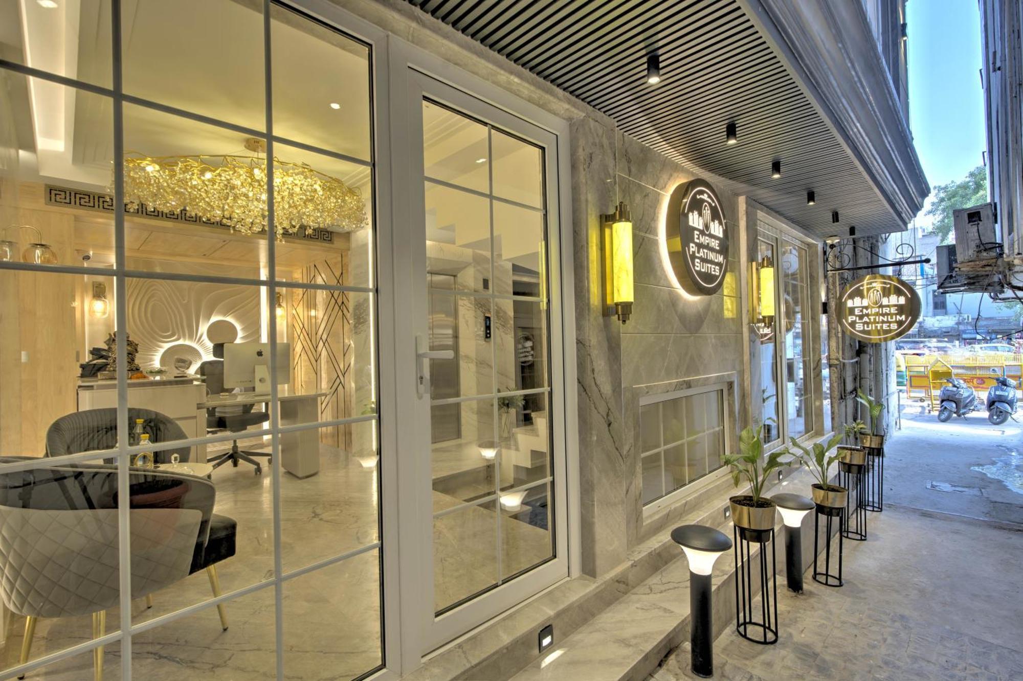 Empire Platinum Suites Yeni Delhi Dış mekan fotoğraf
